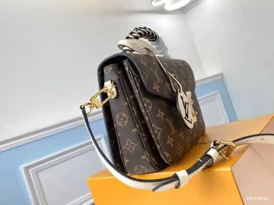Cheap VUITTON METIS LOUIS POCHETTE 0505